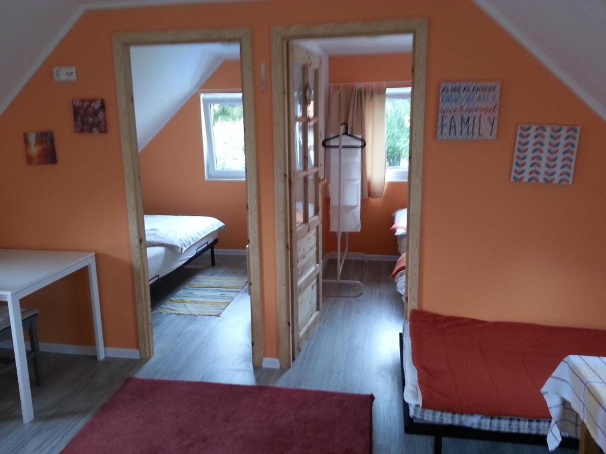 Cztery Pory Warmii Pluski Pokoje Do Wynajecia Appartement Buitenkant foto