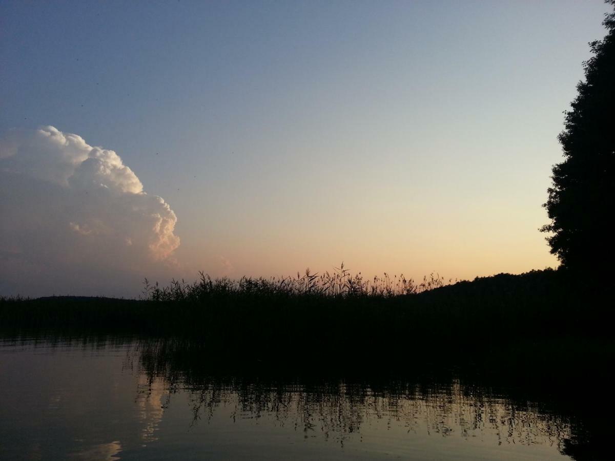 Cztery Pory Warmii Pluski Pokoje Do Wynajecia Appartement Buitenkant foto